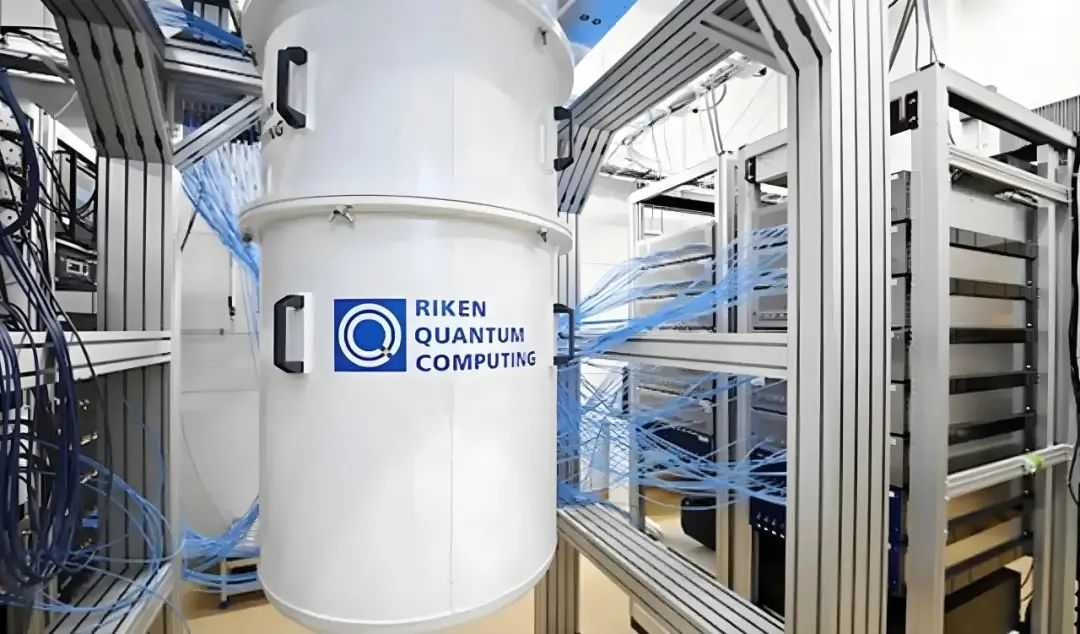 Mistral's Pixtral 12B: A New Multimodal AI Powerhouse Emerges